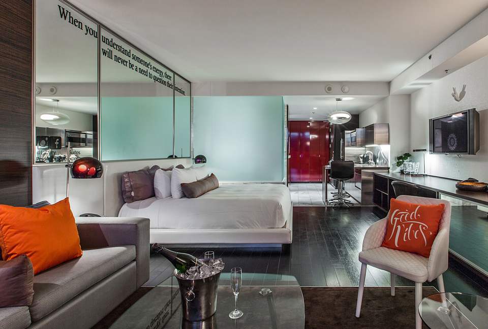 Palms Place "Good Vibes Suite" - Las Vegas, Nevada