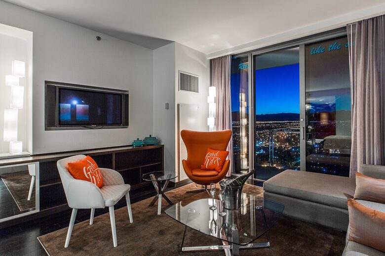 Palms Place "Good Vibes Suite" - Las Vegas, Nevada