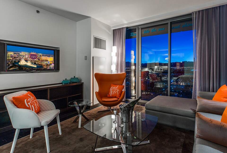 Palms Place "Good Vibes Suite" - Las Vegas, Nevada