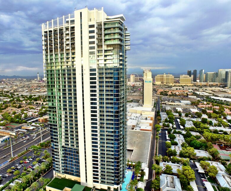 Palms Place "Good Vibes Suite" - Las Vegas, Nevada