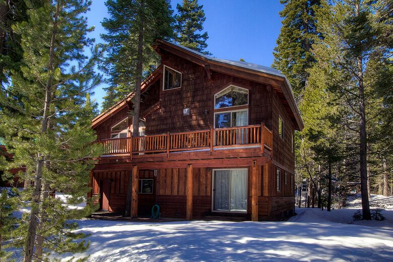 Blue Pine Lodge on Lake Tahoe - Tahoma, California