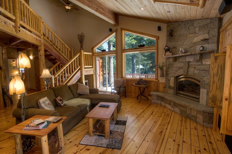 Blue Pine Lodge on Lake Tahoe - Tahoma, California