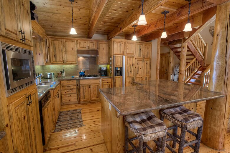 Blue Pine Lodge on Lake Tahoe - Tahoma, California