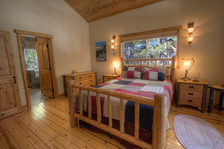 Blue Pine Lodge on Lake Tahoe - Tahoma, California