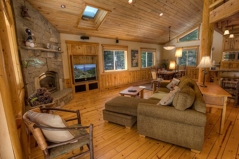 Blue Pine Lodge on Lake Tahoe - Tahoma, California