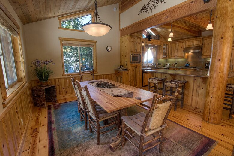 Blue Pine Lodge on Lake Tahoe - Tahoma, California