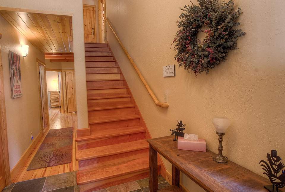 Blue Pine Lodge on Lake Tahoe - Tahoma, California