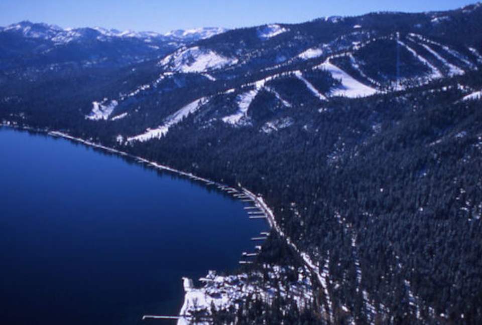 Blue Pine Lodge on Lake Tahoe - Tahoma, California