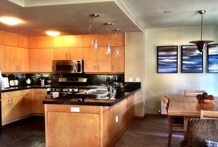 Solstice Mammoth Lakes - Mountain High Sierra Retreat - Mammoth Lakes, California