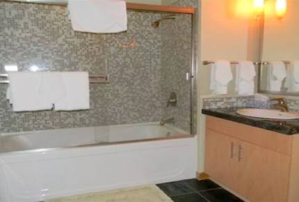 Solstice Mammoth Lakes - Mountain High Sierra Retreat - Mammoth Lakes, California