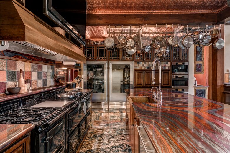 Rocking Chair Lodge - Moving Mountains - Steamboat Springs, Colorado