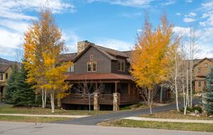 Rocking Chair Lodge - Moving Mountains - Steamboat Springs, Colorado