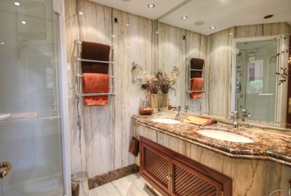 Torre Bermeja - Gualdalmansa, Spain