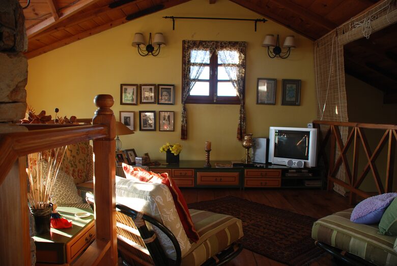 Villa Loshegani - Nainital, India