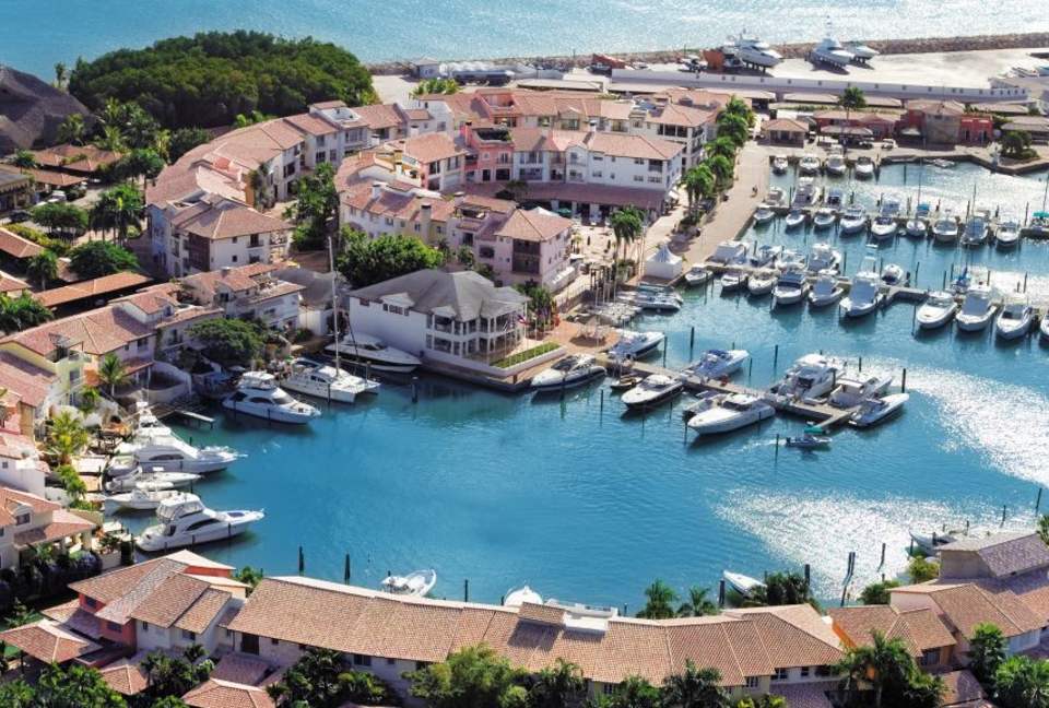 Luxury Condo at La Marina in Casa de Campo - La Romana, Dominican Republic