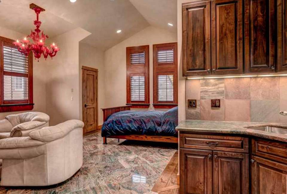 Rocking Chair Lodge - Moving Mountains - Steamboat Springs, Colorado