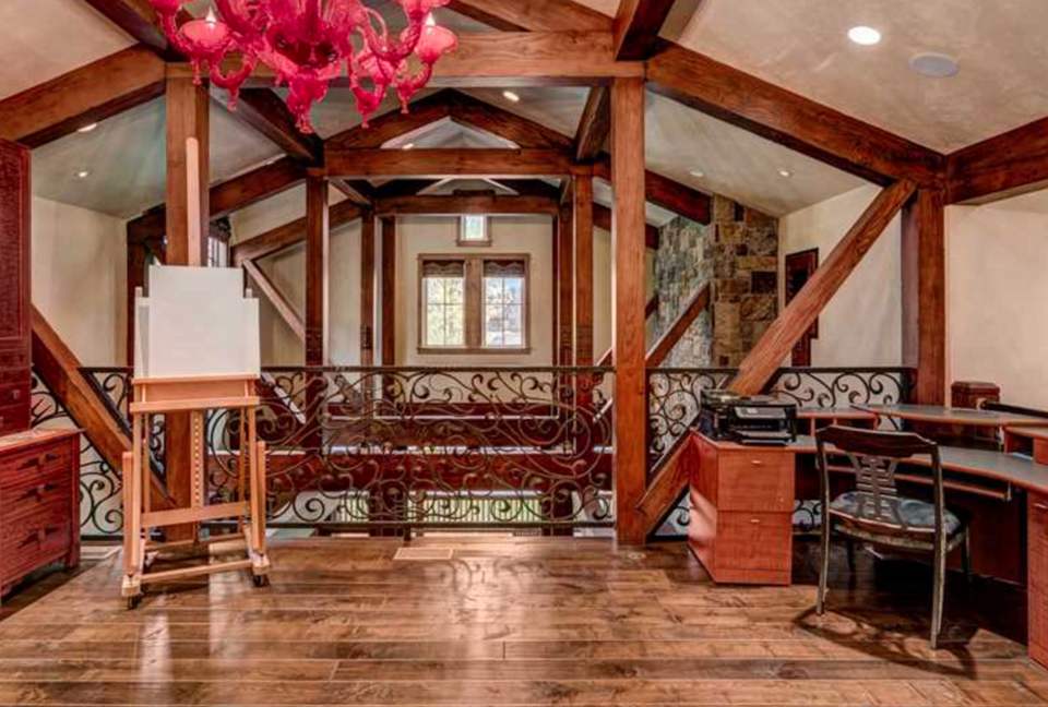 Rocking Chair Lodge - Moving Mountains - Steamboat Springs, Colorado