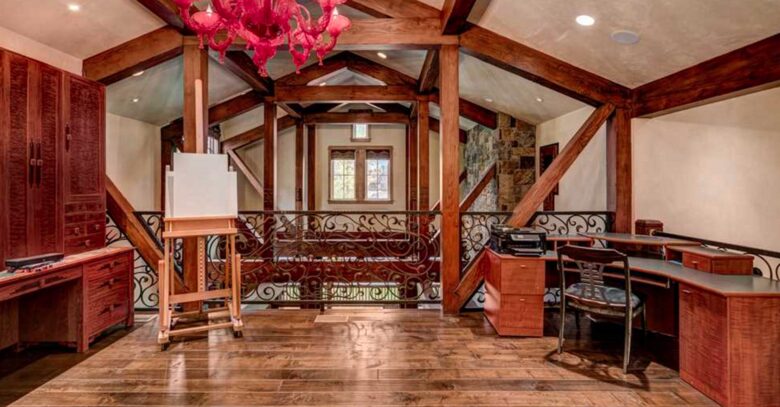 Rocking Chair Lodge - Moving Mountains - Steamboat Springs, Colorado