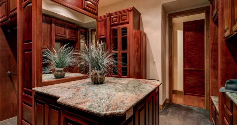 Rocking Chair Lodge - Moving Mountains - Steamboat Springs, Colorado