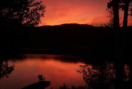 Modern Lakeside Luxury - Stanstead, Canada