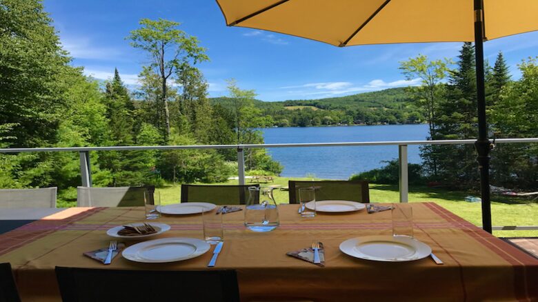 Modern Lakeside Luxury - Stanstead, Canada