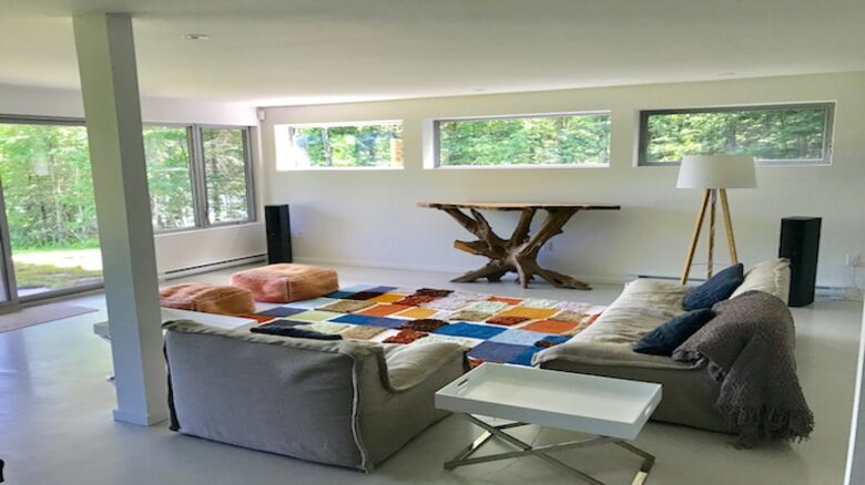 Modern Lakeside Luxury - Stanstead, Canada