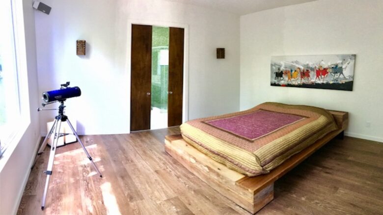 Modern Lakeside Luxury - Stanstead, Canada