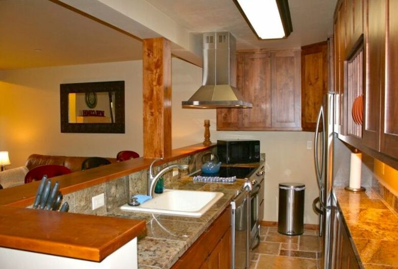 Berry Patch - Jackson Hole - Wilson, Wyoming