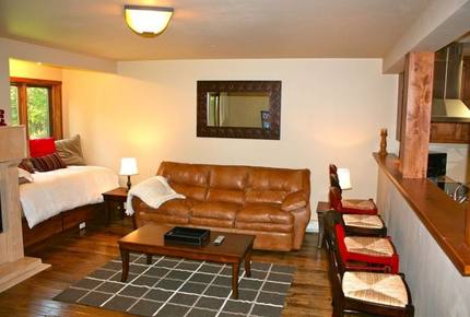 Berry Patch - Jackson Hole - Wilson, Wyoming