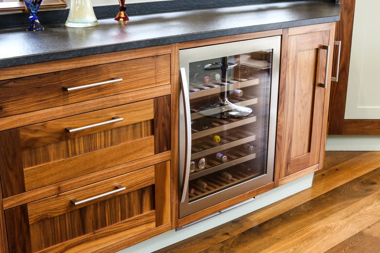 Caracoli - London, United Kingdom