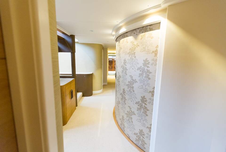 Caracoli - London, United Kingdom