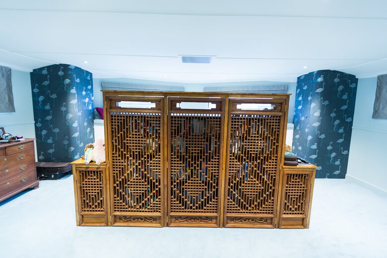 Caracoli - London, United Kingdom