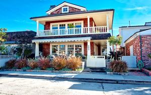Balboa Island Oasis - Newport Beach, California