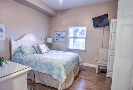 The Queen's Retreat - Panama City Beach, Florida