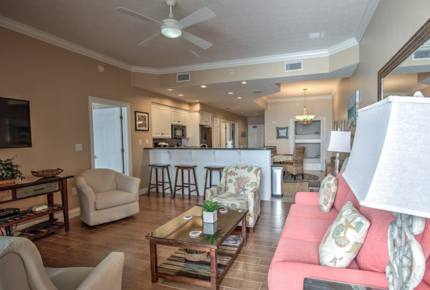 The Queen's Retreat - Panama City Beach, Florida