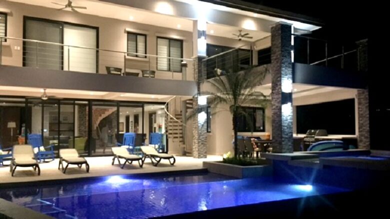 Coco Beach Retreat - Playas del Coco, Costa Rica