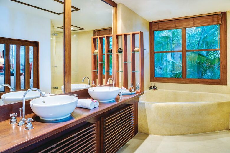 Oceanfront Napasai 4 - Koh Samui, Thailand