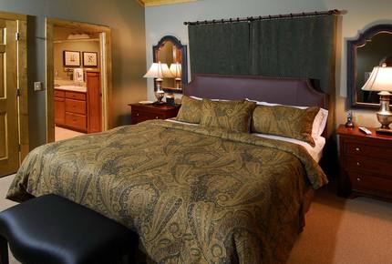 Scotch Highlands Home at the Mountain Club at Cashiers - Sapphire, North Carolina