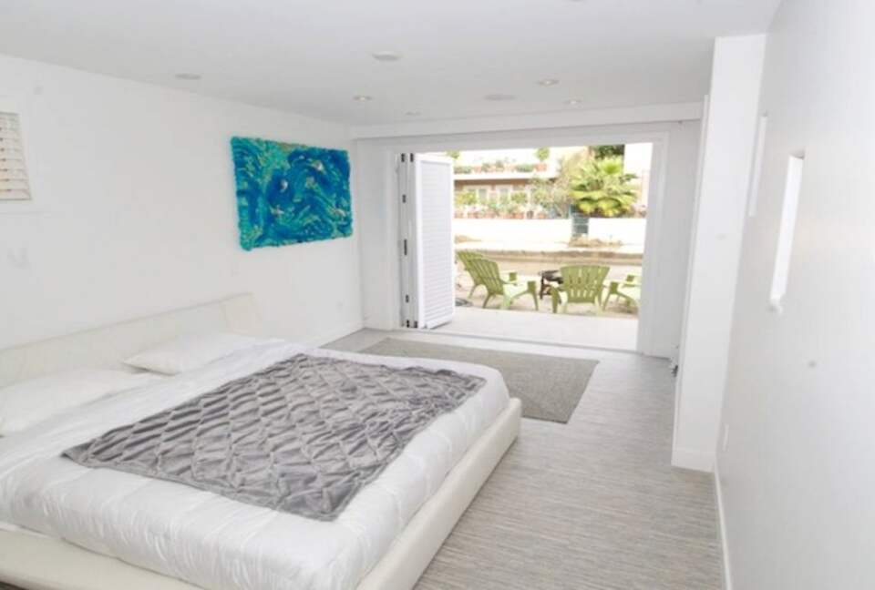 Luxury on the Canal - Marina del Rey, California