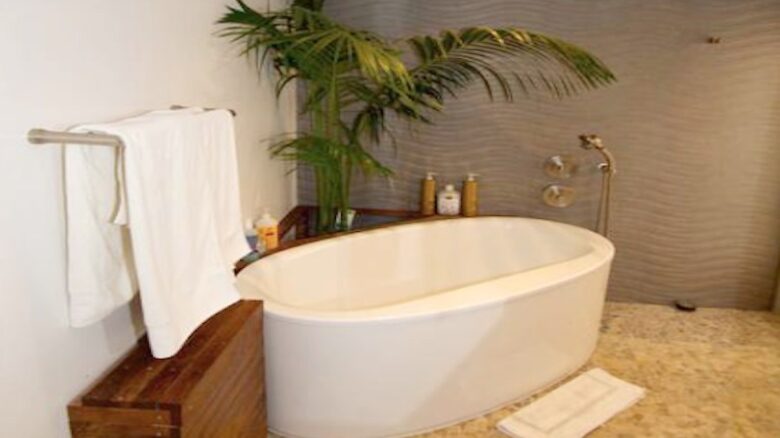 Luxury on the Canal - Marina del Rey, California