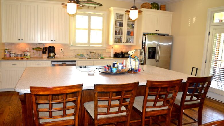 Lake Martin Luxury - Dadeville, Alabama