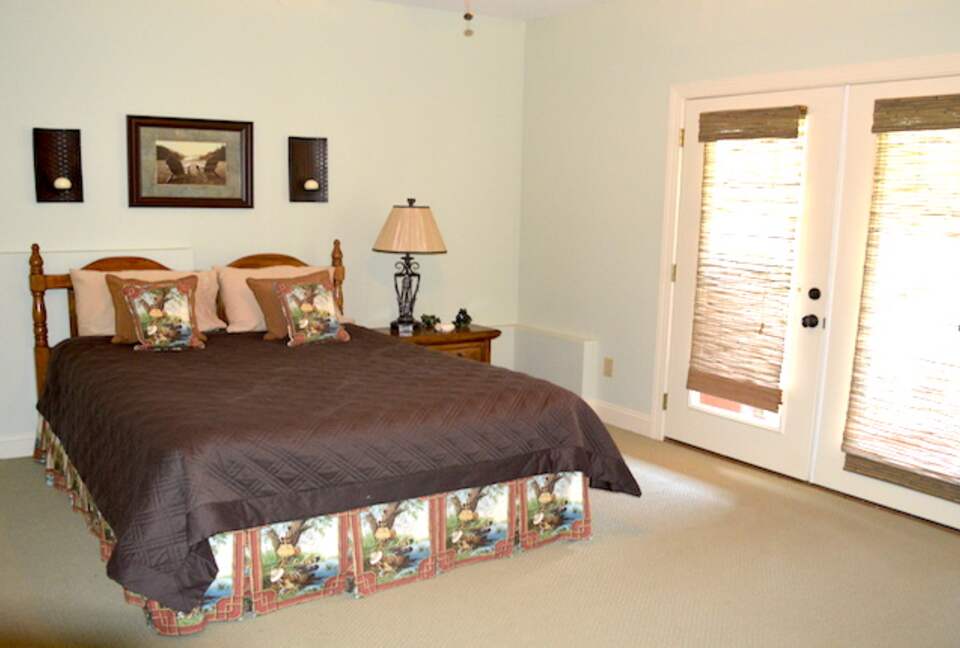 Lake Martin Luxury - Dadeville, Alabama