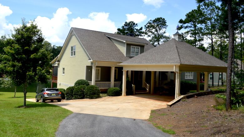 Lake Martin Luxury - Dadeville, Alabama
