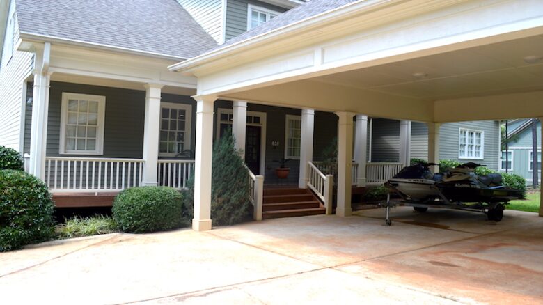 Lake Martin Luxury - Dadeville, Alabama