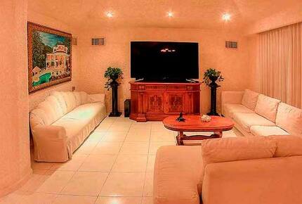 Majestic Mansion & Spa - Acapulco, Mexico