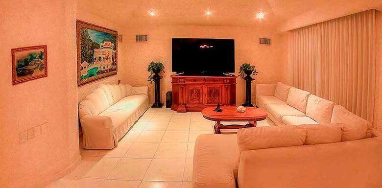 Majestic Mansion & Spa - Acapulco, Mexico