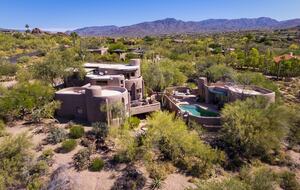 Quintess Collection - Carefree Oasis - Carefree, Arizona