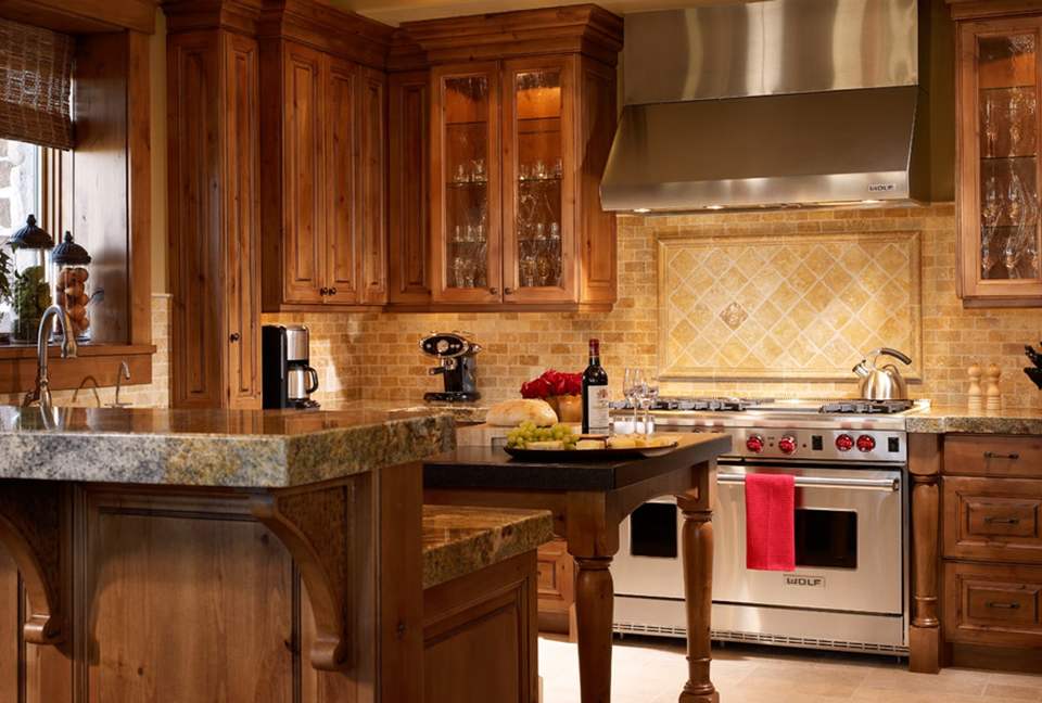 Quintess Collection - Whitetail Lodge - Park City, Utah