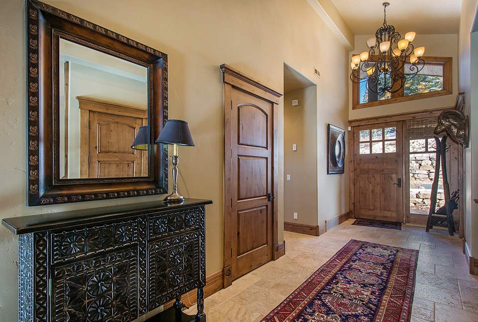 Quintess Collection - Whitetail Lodge - Park City, Utah