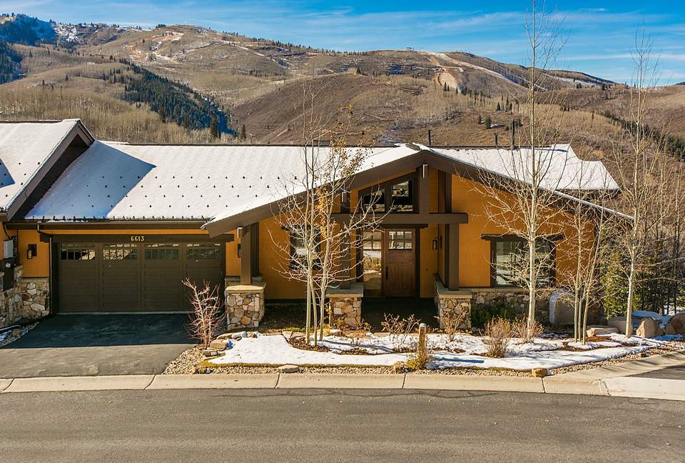 Quintess Collection - Whitetail Lodge - Park City, Utah